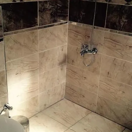 Rozz 1 Hotel